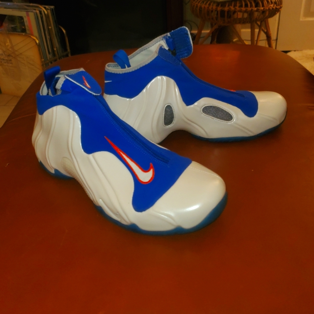 Nike Flightposite sz 9.5
